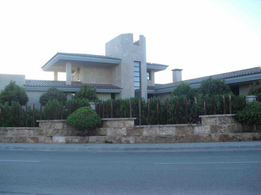 Villa De Lujo Con Piscina, Jacuzzi, Jardin Y Terraza Marratxí Esterno foto